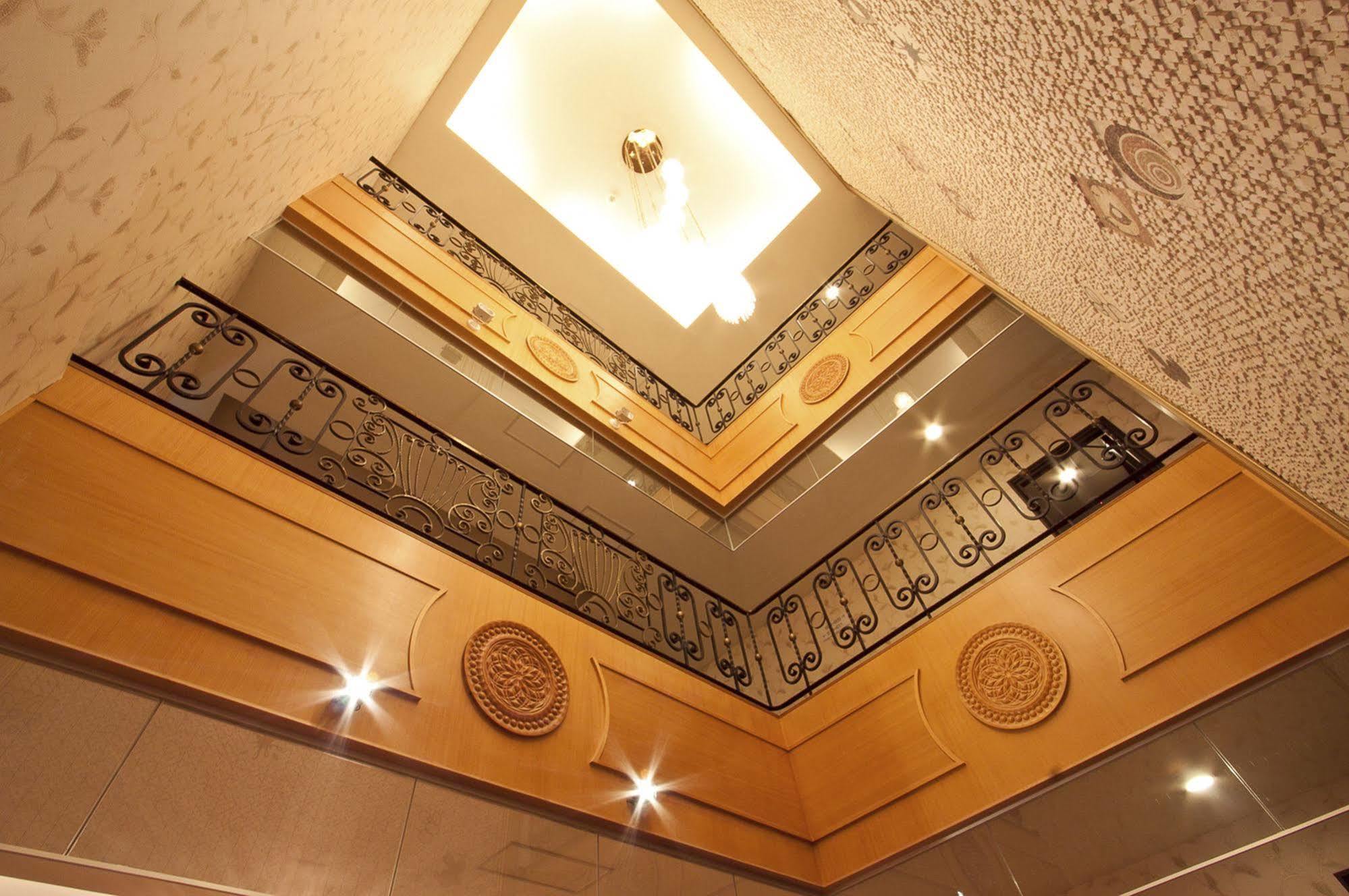 Royal Seasons Hotel Beitou Taipei Exterior photo